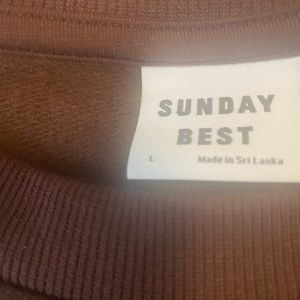 ARITZIA CREWNECK SUNDAY BEST SWEATER SIZE L $60